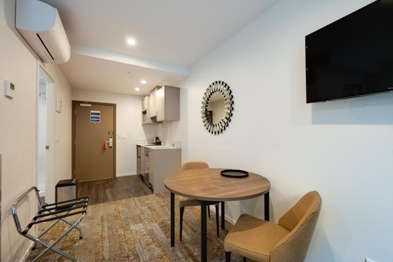 La Quinta By Wyndham Remarkables Park Куийнстаун Екстериор снимка