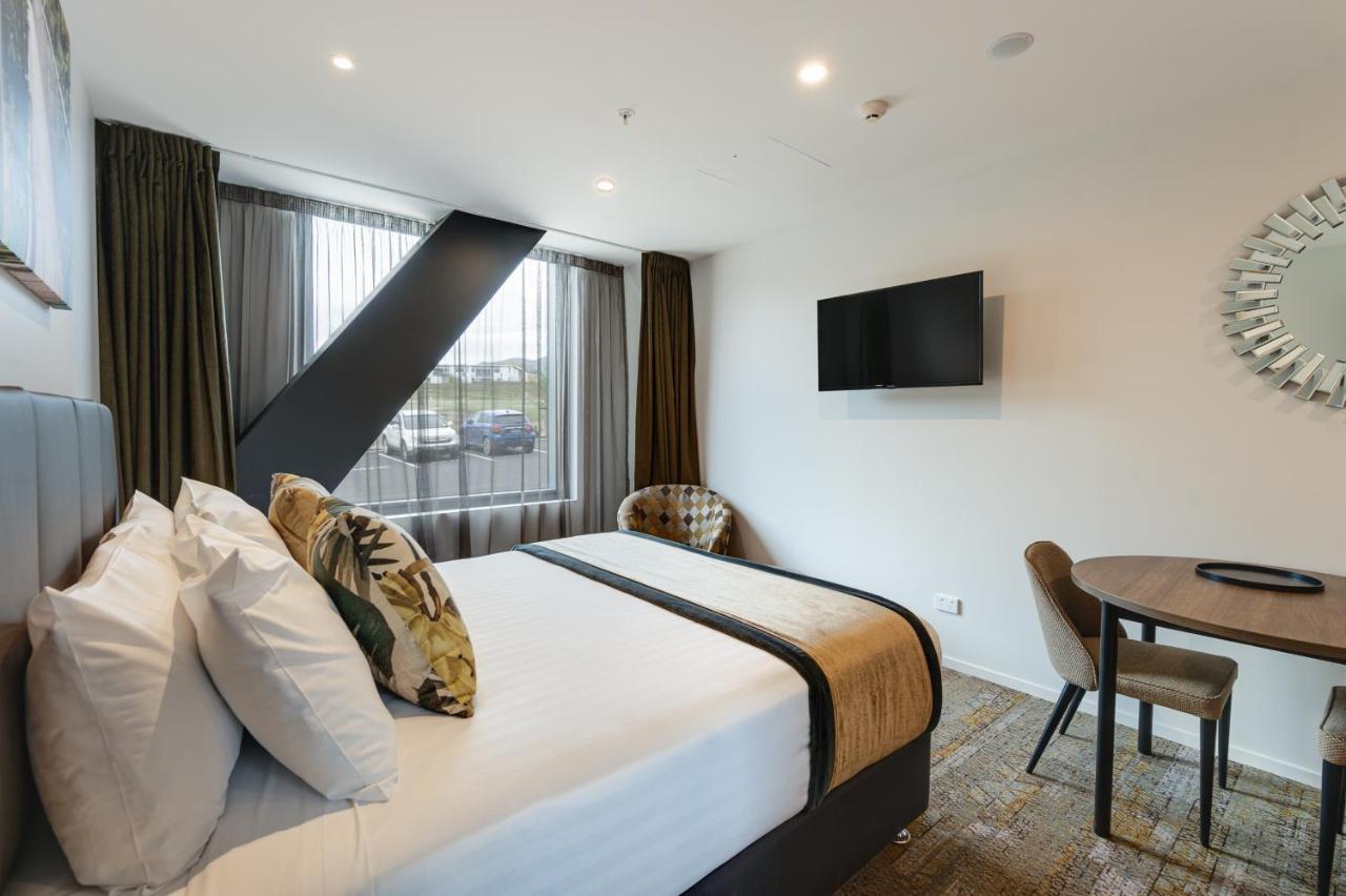La Quinta By Wyndham Remarkables Park Куийнстаун Екстериор снимка