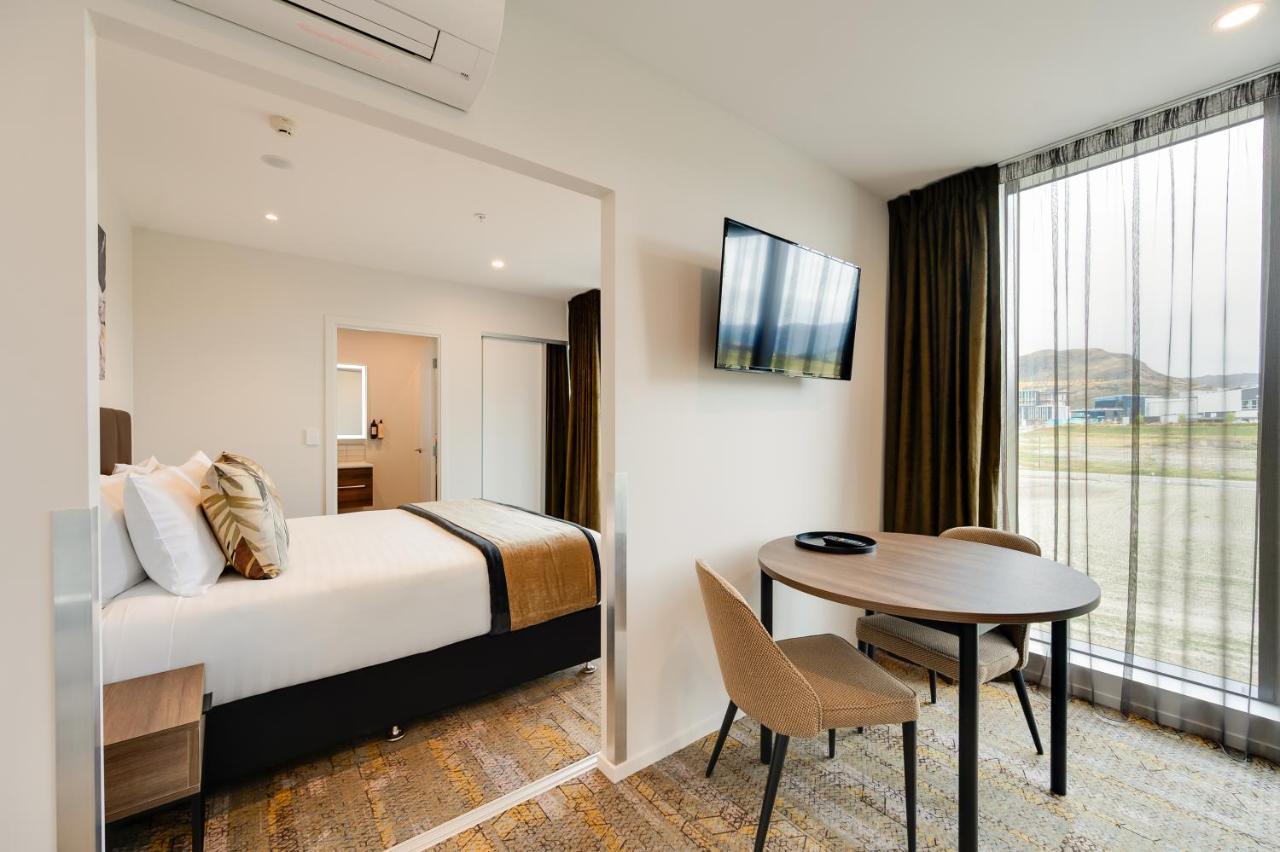 La Quinta By Wyndham Remarkables Park Куийнстаун Екстериор снимка
