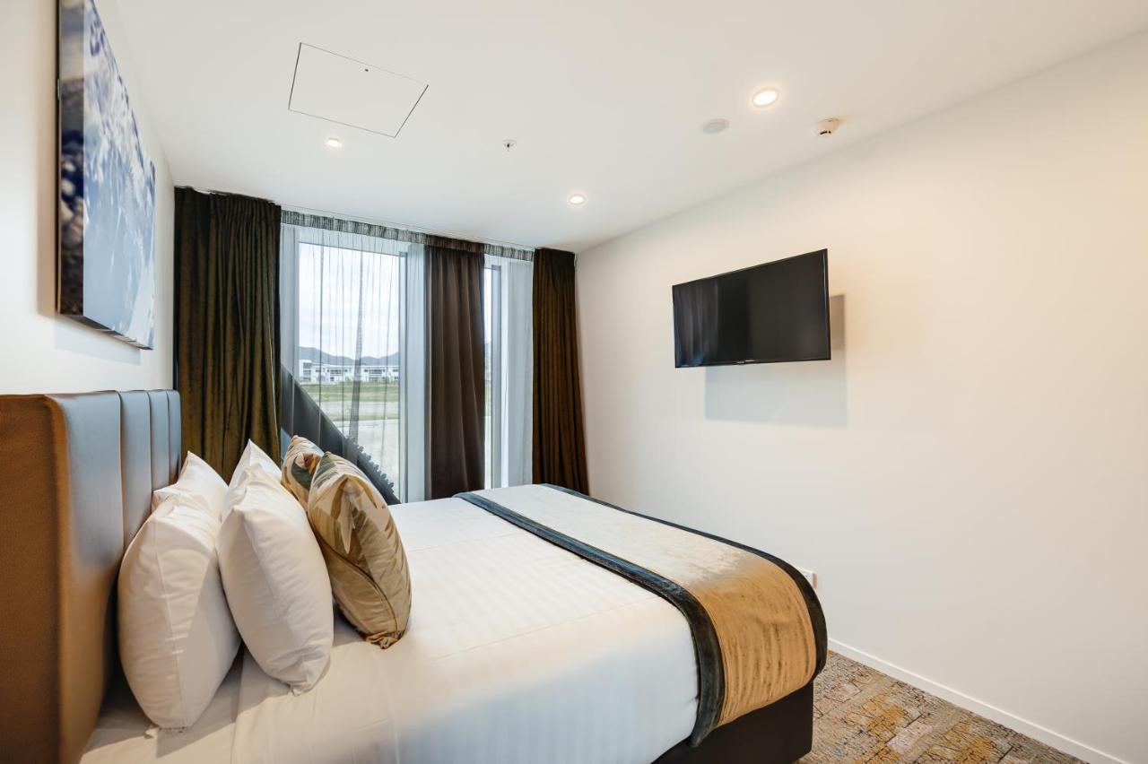 La Quinta By Wyndham Remarkables Park Куийнстаун Екстериор снимка
